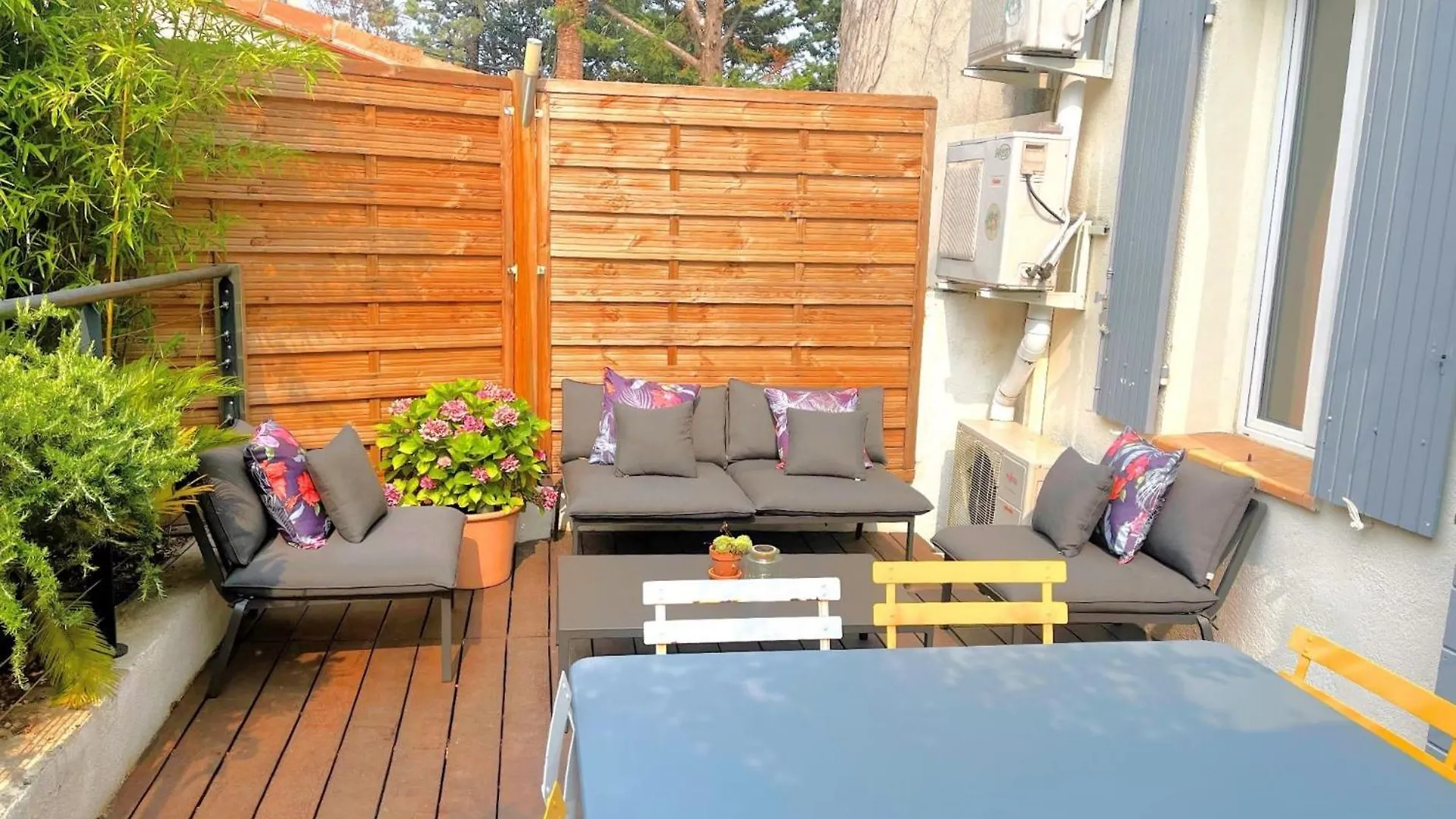 Villa Serre Marseille 0*,