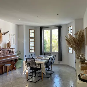  Villa Spacieuse Dans Les Pins